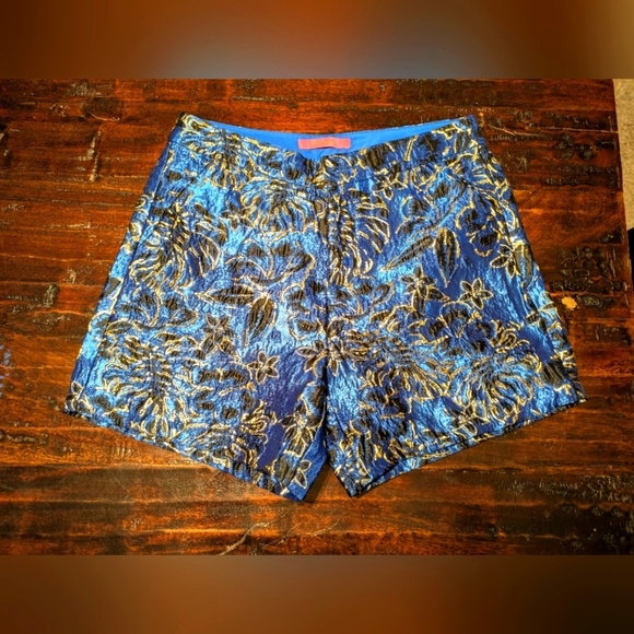 Lilly Pulitzer High Rise Blue & Gold Metallic Shorts 6 - Picture 9 of 14